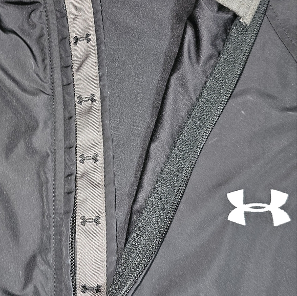 Mens Black and White Under Armour Windbreaker Jacket Colorblock Size Large - Picture 10 of 15